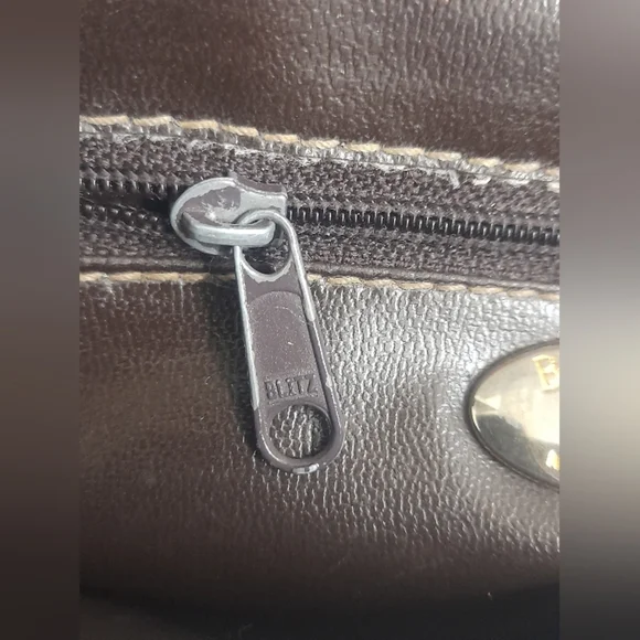 Burberrys - Vintage Crossbody Bag - Nova Check - Picture 13 of 15